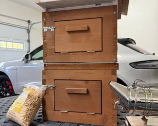 Summer Hawk Ranch Beehive