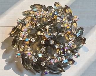 Vintage Domed Brooch