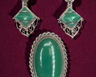 Green Onyx Earrings Brooch