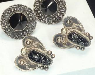 Vintage Silver Onyx Screw Back Earrings