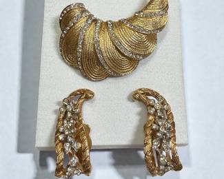 Kramer Pin Complementing Earrings