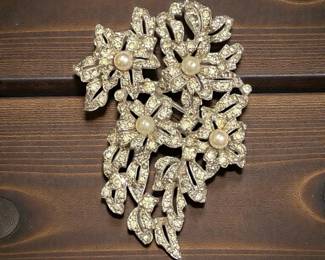 Silvertone Rhinestone Faux Pearl Floral Brooch