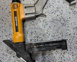  Bostitch Bulldog BTFP12569 Flooring Nailer