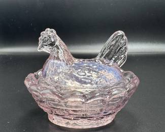 West Moreland, pink depression glass hen on a nest