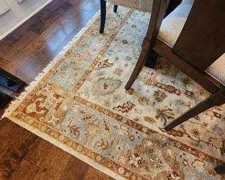 Rug