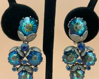 WEISS Blue Crystal ClipOns