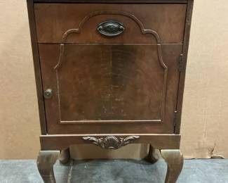 01 Antique Humidor