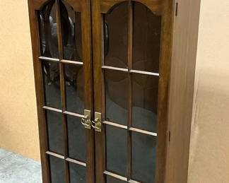 Pennsylvania House Cabinet