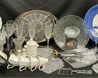 Assorted Entertainment Ware 