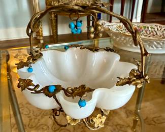 An exquisite 19th C French Opaline Glass Bomboniere