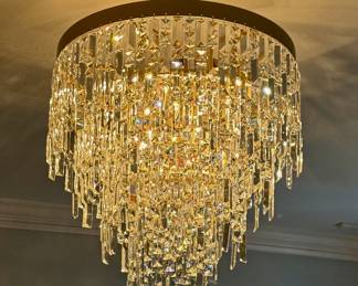 Talk about one gorgeous chandelier 