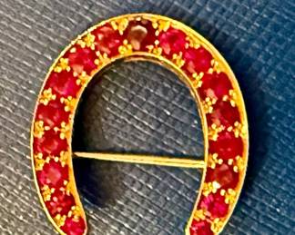 SCULLY & SCULLY RUBY  lucky horseshoe brooch in 18k rose gold
