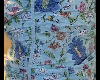 Queen Pottery Barn duvet set