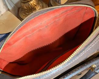 I can live with a little flaw because it's LV!!