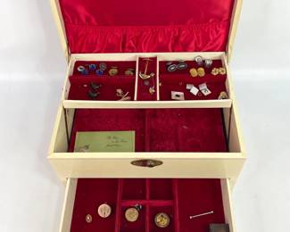 Vintage Bond St. Jewel Case Corp. Jewelry Case