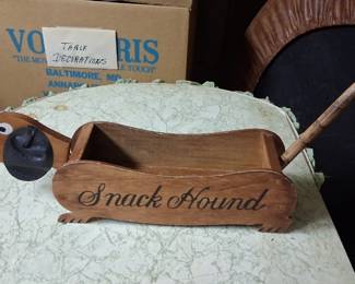 vintage mid-century "Snack Hound" wooden dachshund tray $20