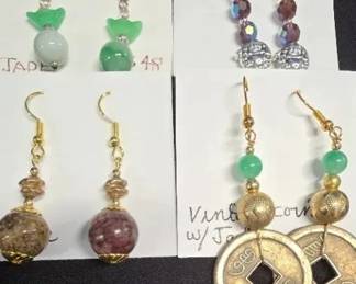 EHE222 - Myrna Lee Chang Dangle Earrings (4)