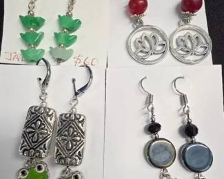 EHE194 - Myrna Lee Chang Handcrafted Earrings (4)