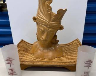 EHE022 Indonesian Wood Sculpture & Display