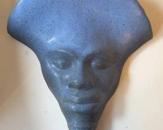 EHE060 - Unknown African clay mask 