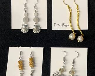 EHE174 - Myrna Lee Chang Fresh Water Pearl, Happy Cat, Hearts, & Makau Hook Earrings