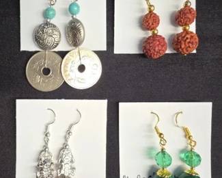EHE151 - Myrna Lee Chang Earrings 