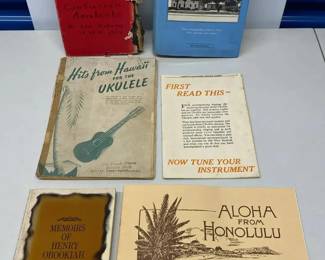 EHE324 - Lot of Vintage Hawaiian/Hawai'i Books 