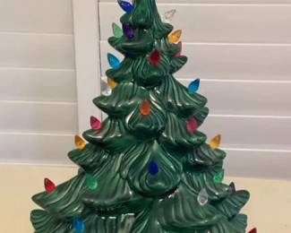EHE416 Vintage Ceramic Christmas Tree 