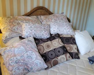 More linens.  Wicker headboard 