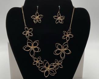 Gold Tone 3D Wire Flower Statement Necklace and Earrings