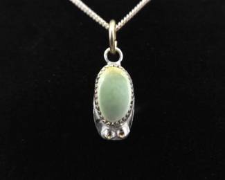 .925 Sterling Silver Green Turquoise Cabochon Pendant Necklace
