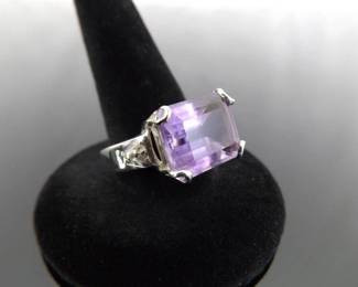 .925 Sterling Silver Amethyst Crystal Ring Size 7
