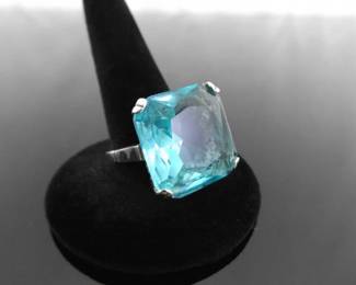 .925 Sterling Silver Topaz Crystal Cocktail Ring Size 7.25
