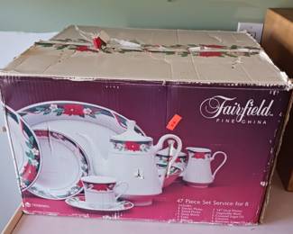 Set of Dishes In Box