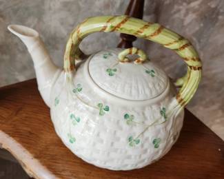 Belleek Shamrock Basketweave Teapot and Cups. 
