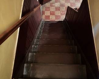 Scary steps.. wobbly people please wear sensible shoes!