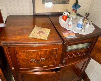 wow!!!  Gorgeous Console SPARTON Radio Record Player