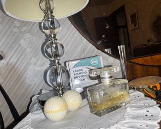 cool lamps and perfumes