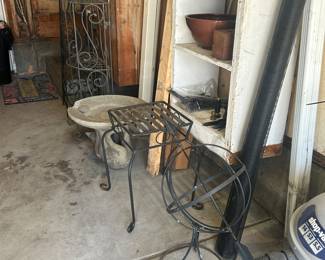 Lots of outdoor decor 