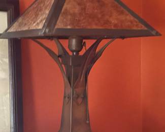 Warren Hilal Mission style lamp with mica shade