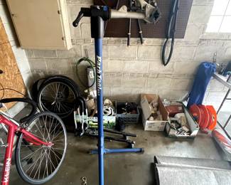 Park Tool Mechanic Stand
