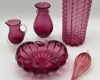 71 CranberryGlassBowlVaseandOrnamentLot