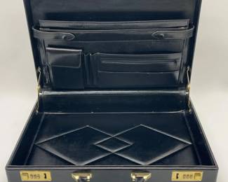 35 LockingBriefcaseinBlackLeather
