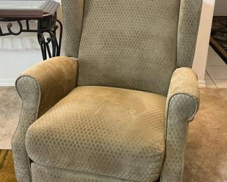 31 LaZBoyKimberlyModelHighLegPushBackRecliner