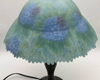 6 GlyndaTurleyLampwithReverseHandPaintedHydrangeaShade