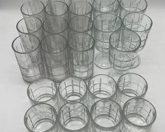 92 AnchorHockingTartanManchesterPatternGlassesSet26PieceSet