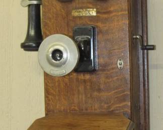 Antique Oak Wall Crank Telephone