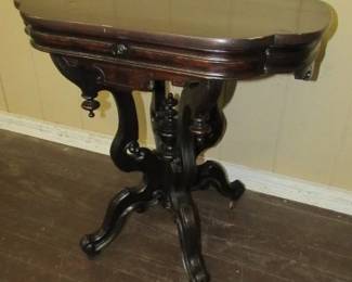 Victorian Lamp Table