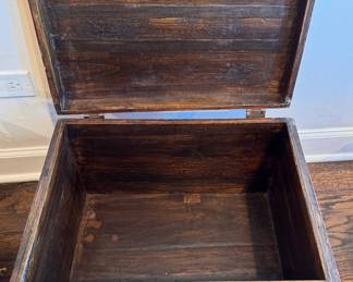 Red Lacquer Tibetan Foo Dog Box. Photo 2 of 2. 