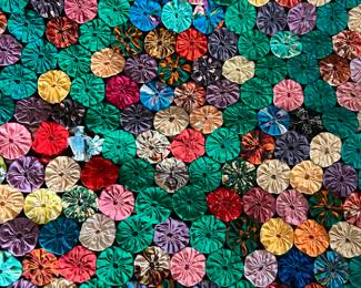 Vintage Yo-Yo Quilt. Photo 2 of 2. 